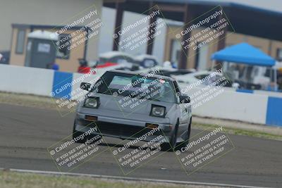 media/Dec-19-2025-Lucky Dog Racing (Fri) [[3b7b1b5fc8]]/Beginner/Session 2 Turn 1/